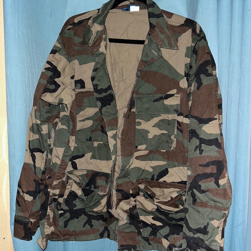 mens large cargo green camo jacket